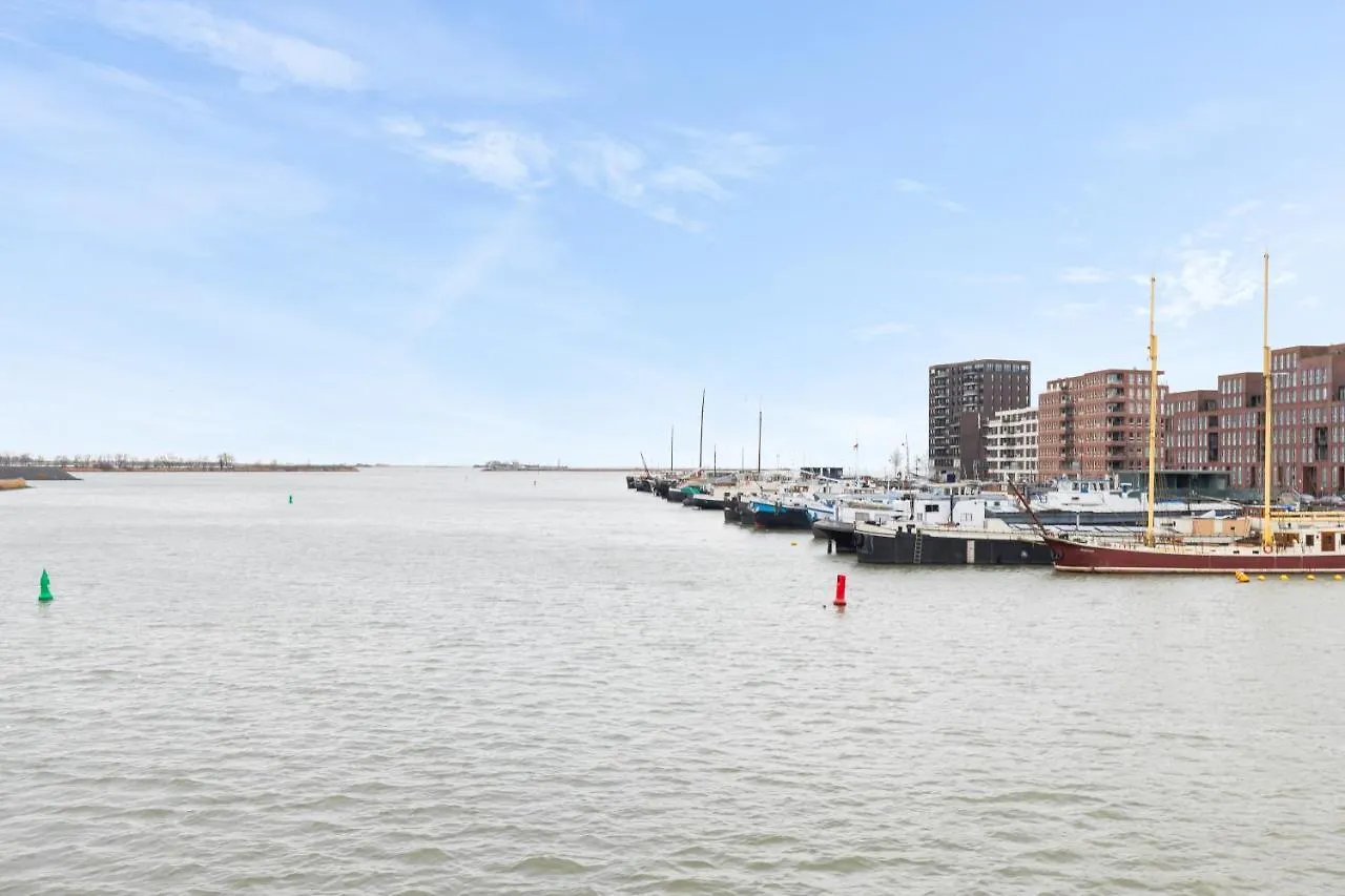 B&B Houseboat Amsterdam