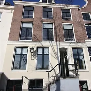 Canal Guest Amsterdam